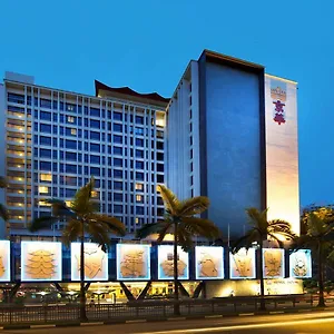 **** Hotel Royal Singapore